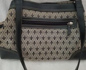 Liz Claiborne Pocketbook